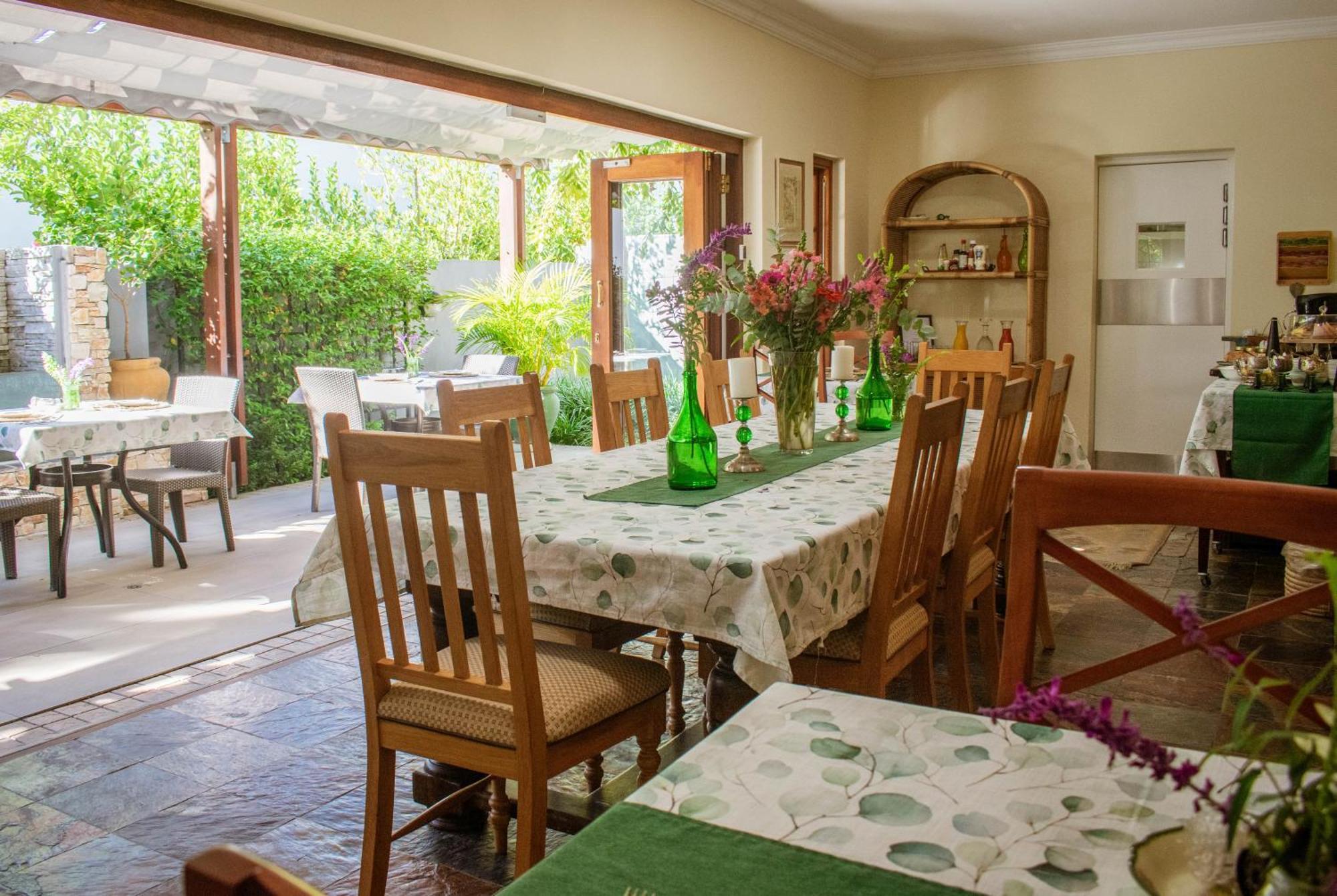 5 Seasons Guest House Stellenbosch Bagian luar foto