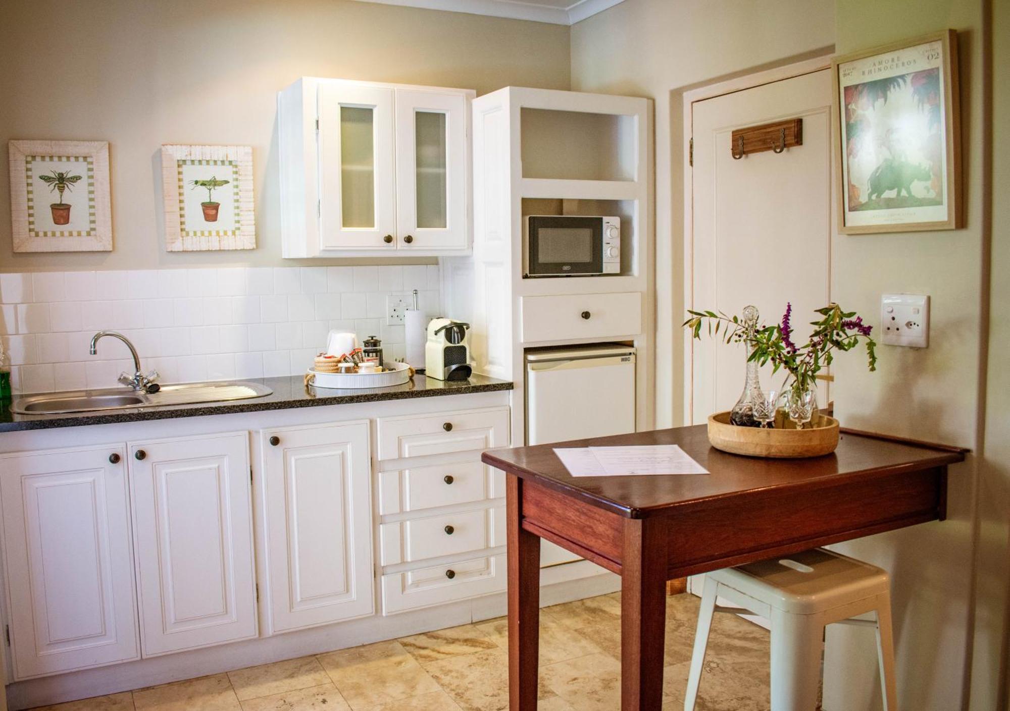 5 Seasons Guest House Stellenbosch Bagian luar foto