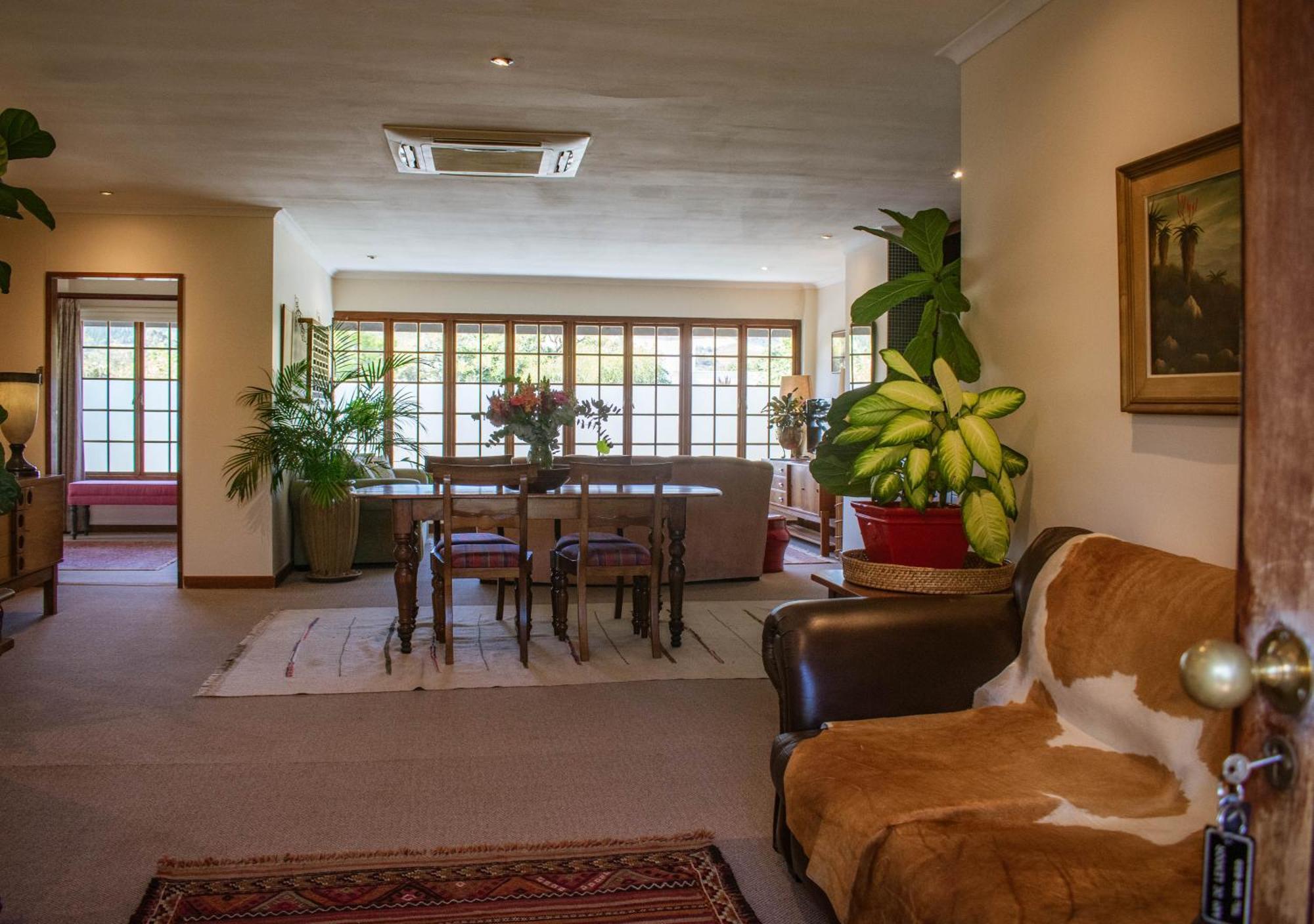 5 Seasons Guest House Stellenbosch Bagian luar foto