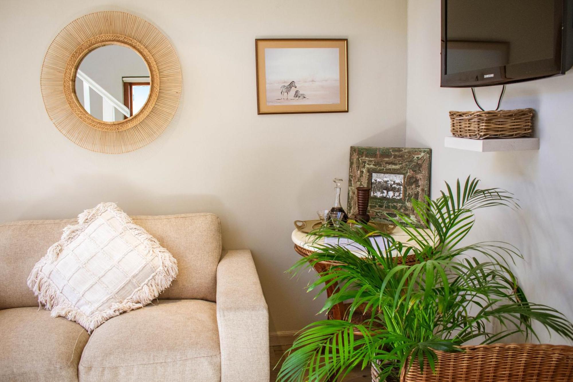 5 Seasons Guest House Stellenbosch Bagian luar foto