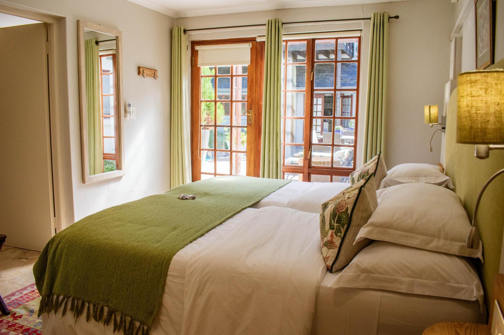 5 Seasons Guest House Stellenbosch Bagian luar foto