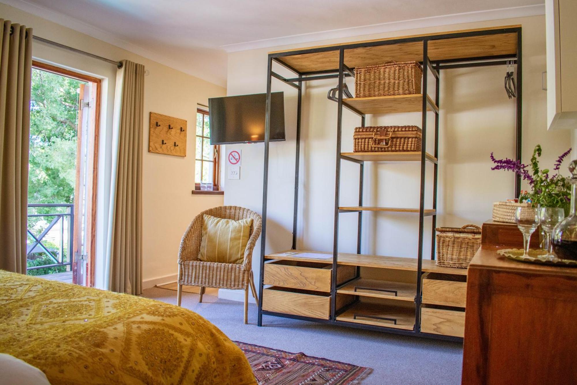 5 Seasons Guest House Stellenbosch Bagian luar foto