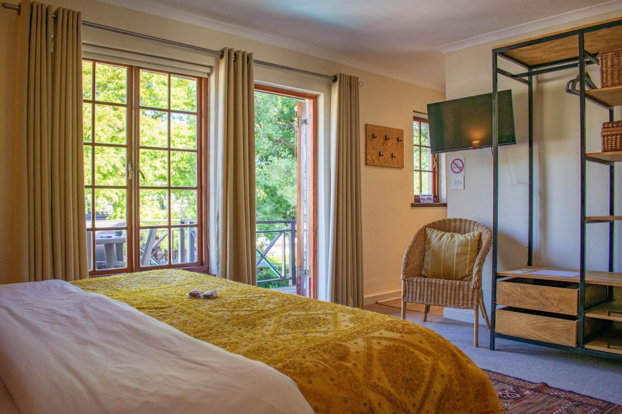 5 Seasons Guest House Stellenbosch Bagian luar foto