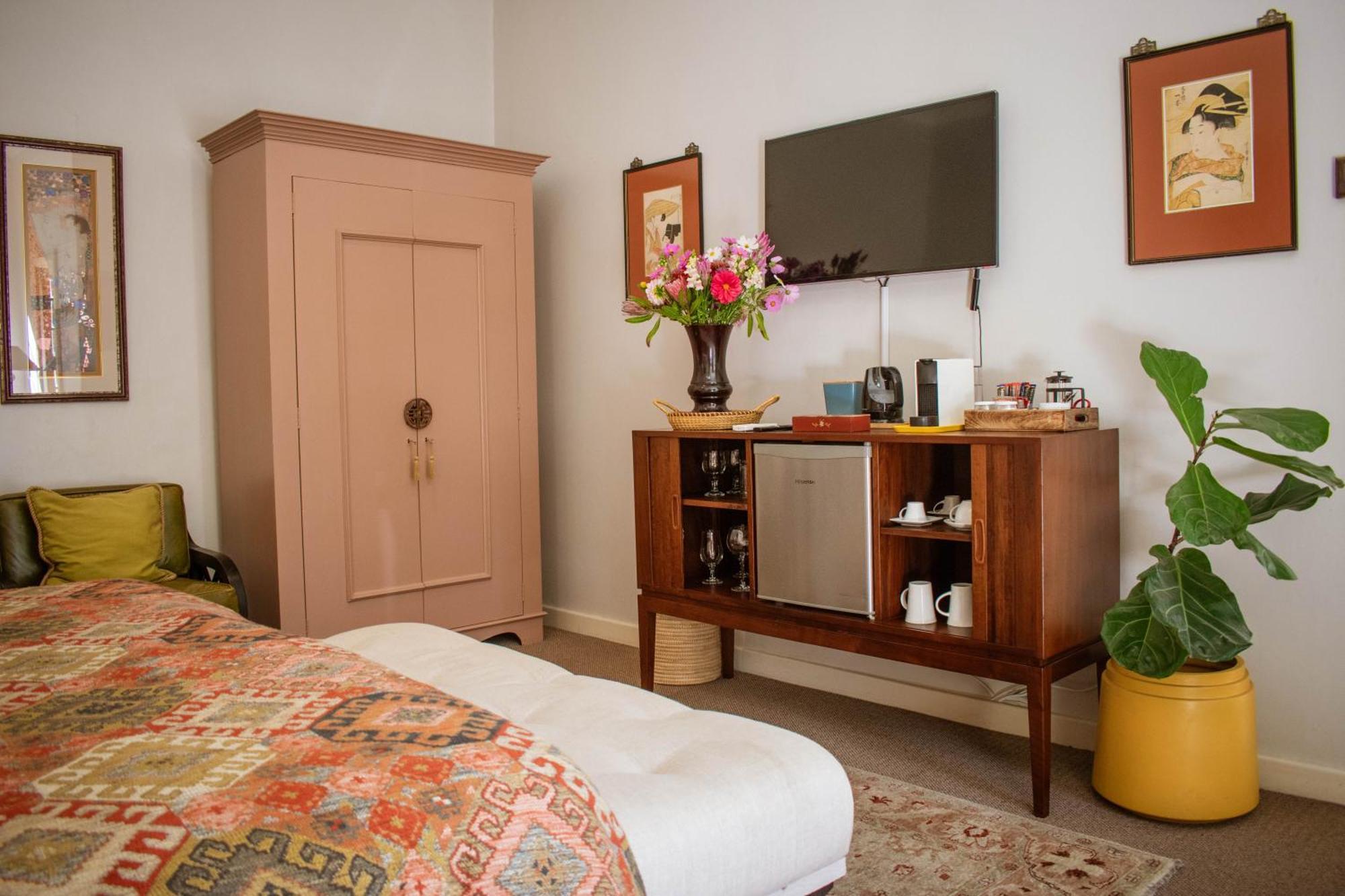 5 Seasons Guest House Stellenbosch Bagian luar foto
